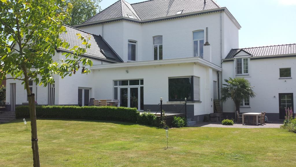 B&B Kasteel De Windt Nieuwkerken-Waas Exterior photo